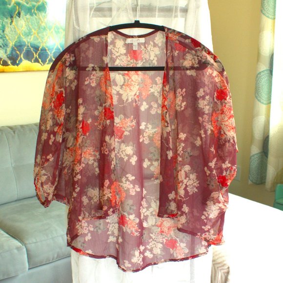 Floral Kimono | Delia's Quartered Sleeve Kimono - Picture 1 of 5